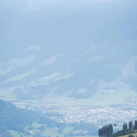 Ivy - Zell Am Apartment *