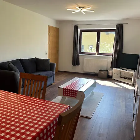 Ivy - Zell Am * زيل أم سي