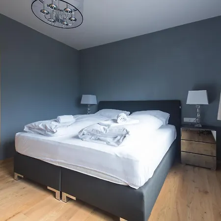 Ivy - Zell Am Apartment *